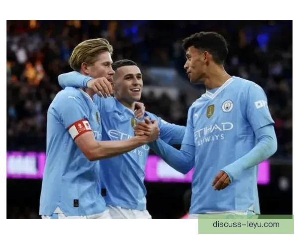 英超争冠形势突变曼城利物浦上演巅峰对决风云再起阿森纳紧追不舍