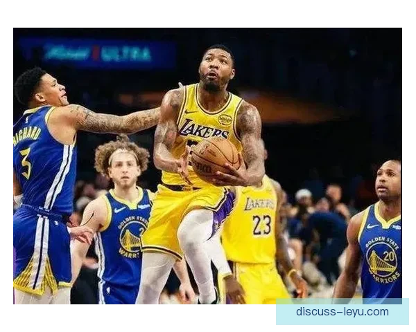 詹姆斯率湖人逆转勇士豪取连胜西部排名再生变数引爆季后赛争夺战