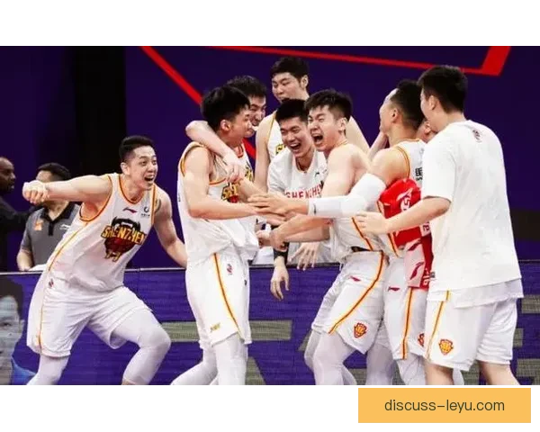 CBA新赛季揭幕战精彩纷呈各队全力冲击季后赛席位 CBA新赛季揭幕战精彩纷呈各队全力冲击季后赛席位