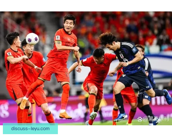 国足世预赛关键战逆转取胜球迷热议年轻阵容崛起展现新希望未来可期