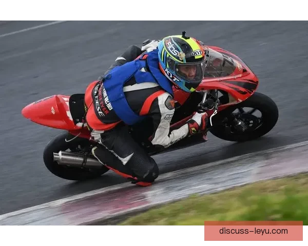 摩托车大奖赛2026赛季精彩预告 赛程与车队变化引发车迷热议