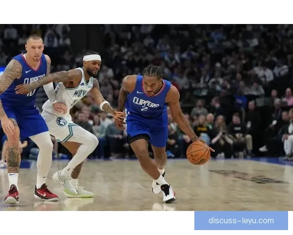 洛杉矶快船全新赛季挑战顶级强队展现冠军潜力