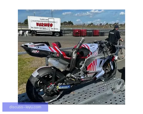 MotoGP赛季精彩回顾 杜卡迪车队勇夺冠军 发车策略成关键